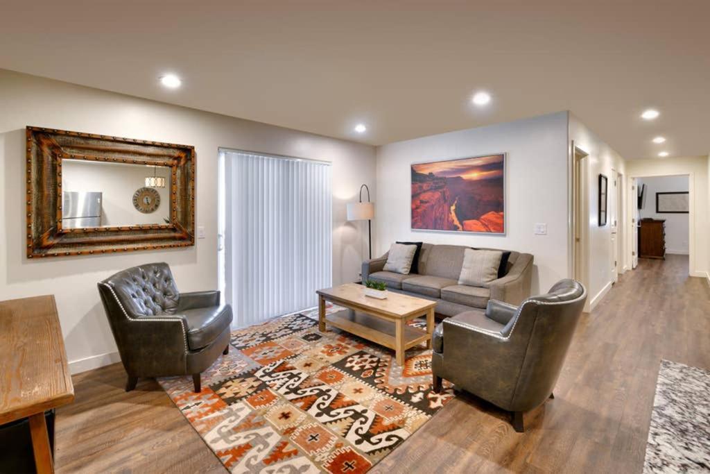 5D New Redcliff Condo, Pool & Hot Tub Moab Eksteriør billede