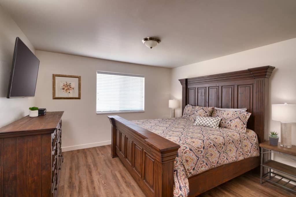 5D New Redcliff Condo, Pool & Hot Tub Moab Eksteriør billede